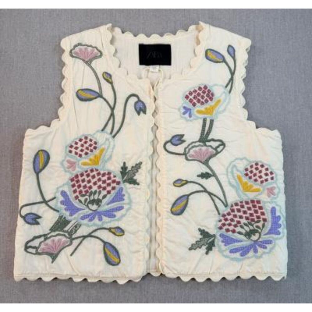 Zara Kids Girls White Floral Embroidered Scalloped Vest 13-14 Years